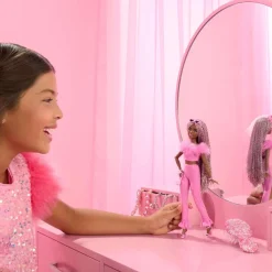 MATTEL Barbie - Muñeca Deluxe Style con trenzas