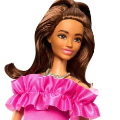 MATTEL Barbie - Muñeca Fashionista con Vestido Rosa y Pelo Ondulado ㅤ