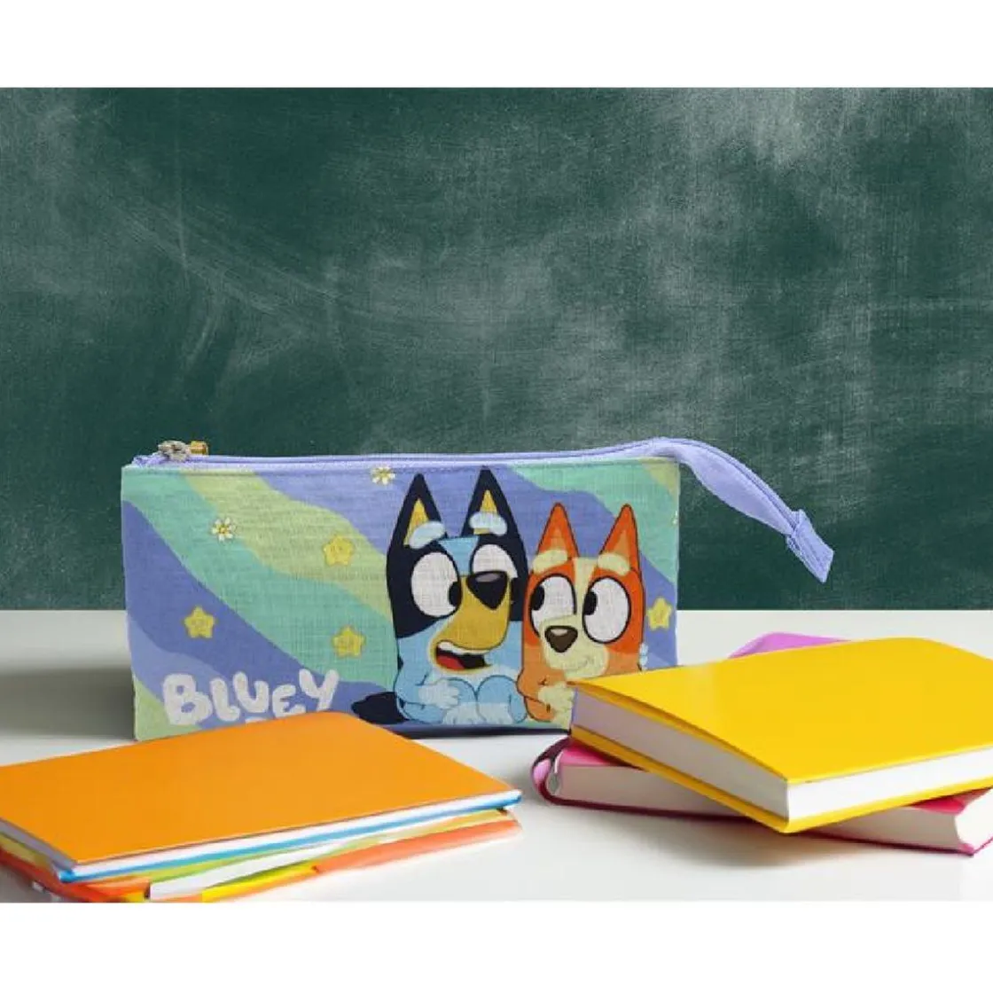 CLASSICS REVOLUTION, S.L. Bluey - Portatodo triple Light Waves* Material Escolar