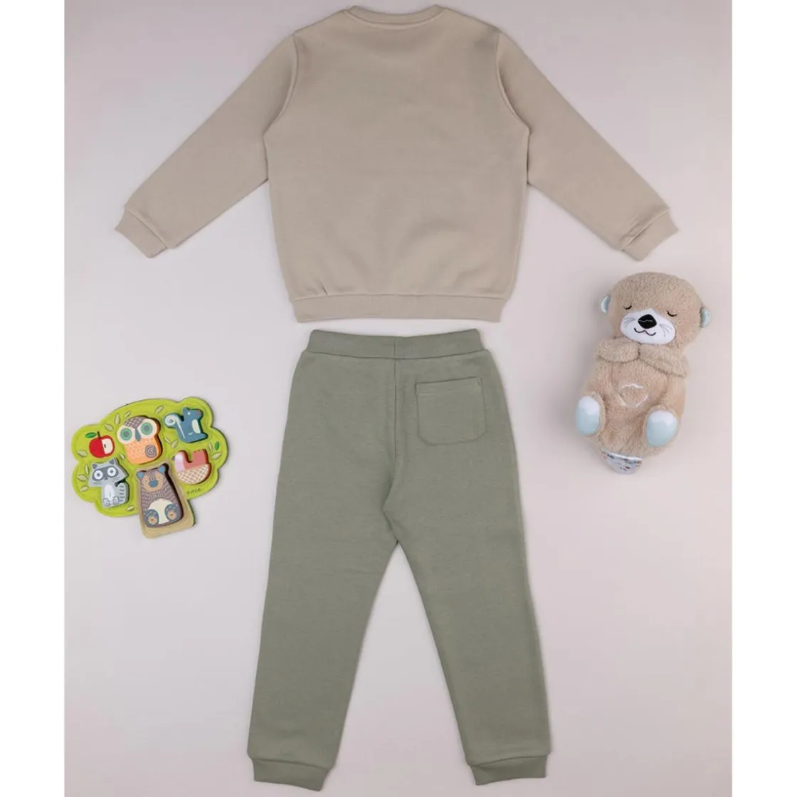 Prenatal Conjunto jogging verde para niño