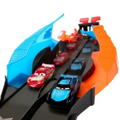 MATTEL Disney - Cars - Pista de coches de juguete que brilla en la oscuridad, incluye 2 vehículos ㅤ