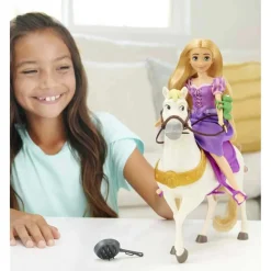 MATTEL Disney - Rapunzel - Muñeca princesa y caballo de juguete, HLW23