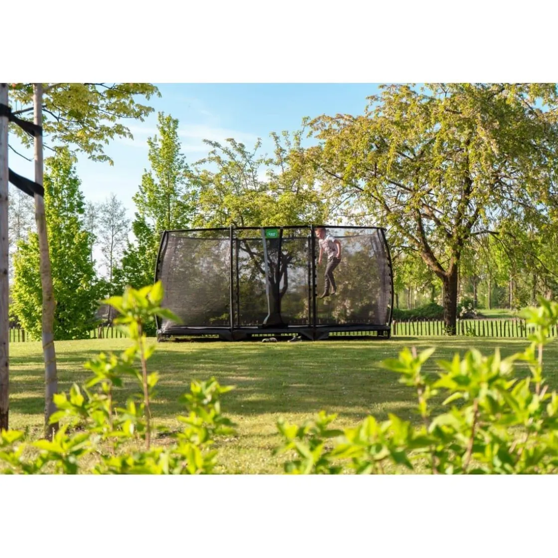 Exit Toys Exit - Cama elástica de suelo Allure Premium 244 x 427 cm negro