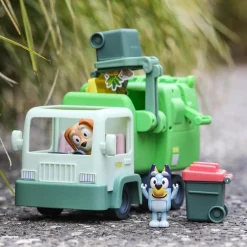 FAMOSA - Bluey - Camión de juguete educativo sobre reciclaje con figura de perrito y accesorios ㅤ* Coleccionables Y Mini Mundos