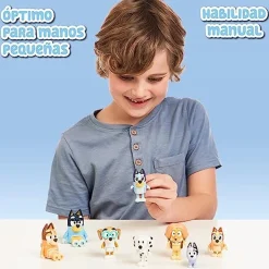 FAMOSA - Bluey - Pack Figuras Familia y Compañeros de Colección Serie Dibujos Infantil ㅤ* Coleccionables Y Mini Mundos