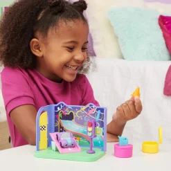 SPIN MASTER Gabby's Dollhouse - Sala de Juegos de Carlita* Coleccionables Y Mini Mundos