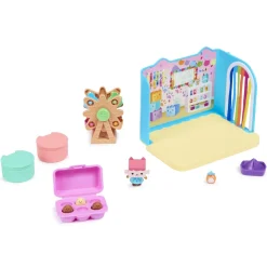SPIN MASTER Gabby's Dollhouse - Sala de manualidades de Bebé Boxㅤ* Coleccionables Y Mini Mundos