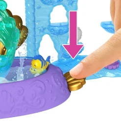 MATTEL - Castillo de Ariel mini casa de muñecas con figura y accesorios ㅤ