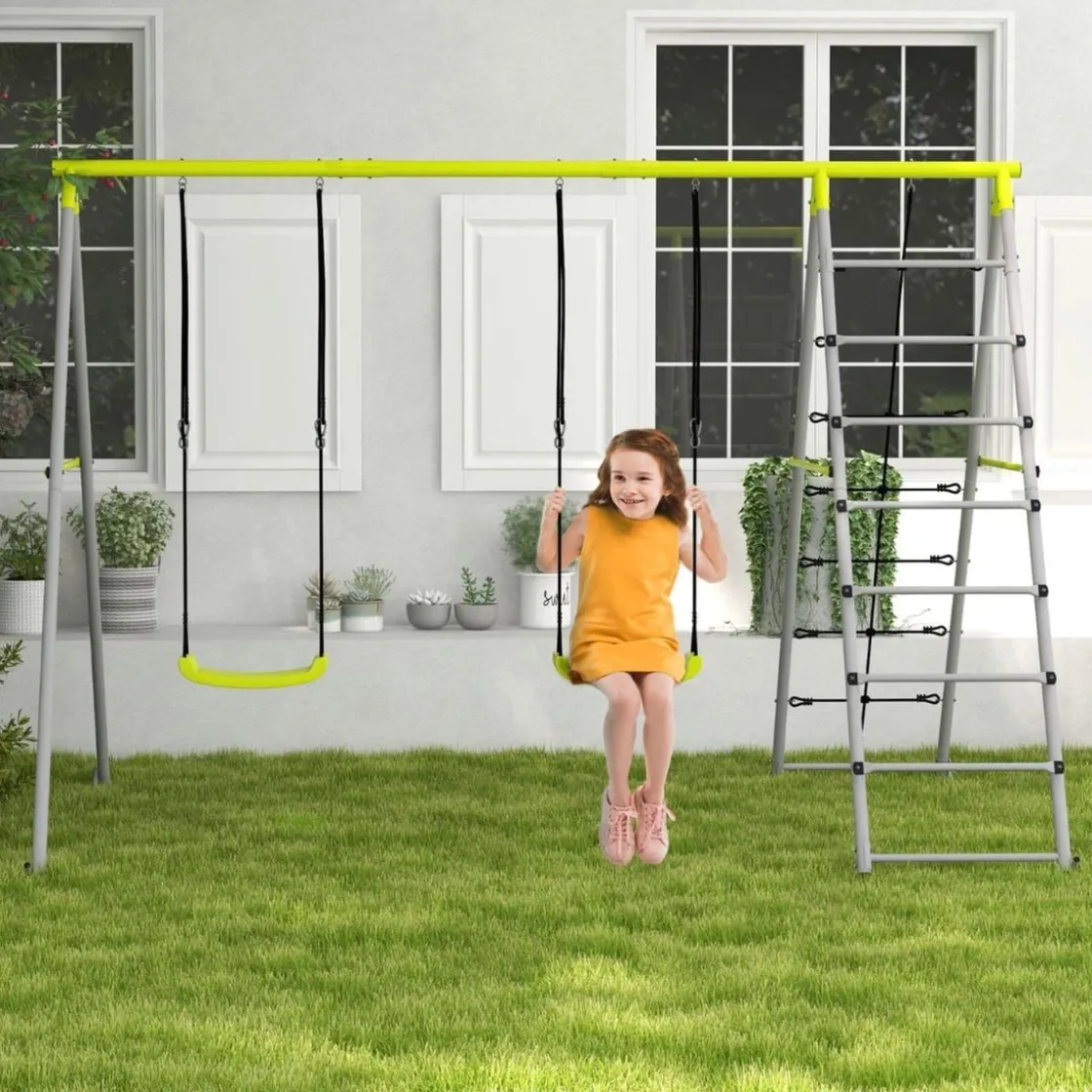 Outsunny - Conjunto 4 en 1 Columpios con Escalador