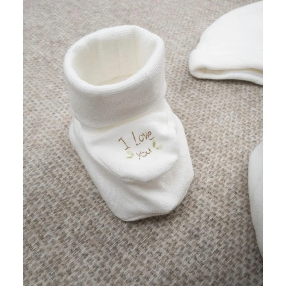 Prenatal Pack gorro y zapatitos niña con bordado