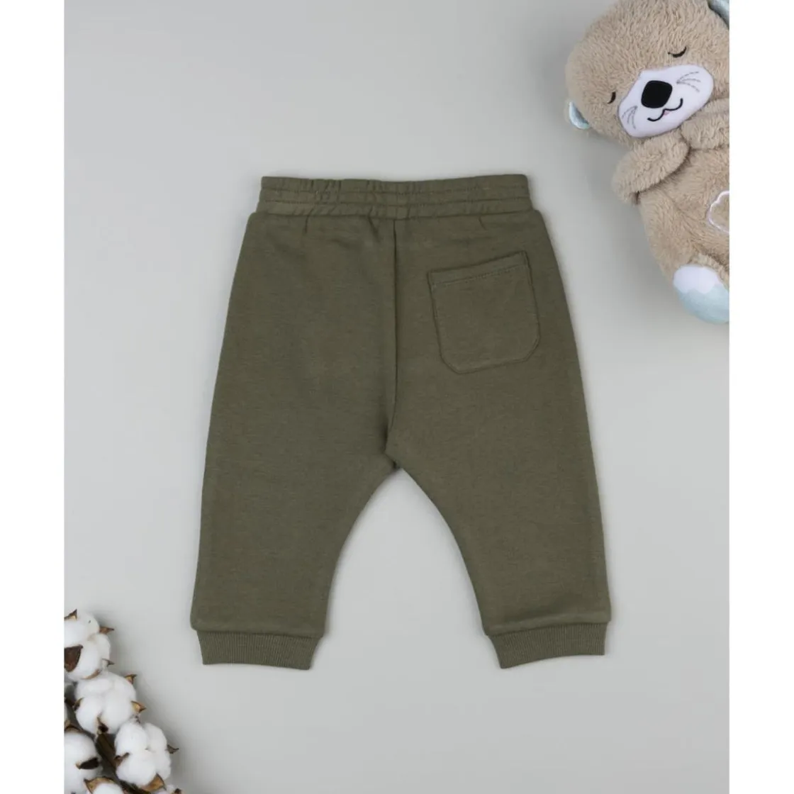 Prenatal Pantalón bebé verde con bolsillo grande