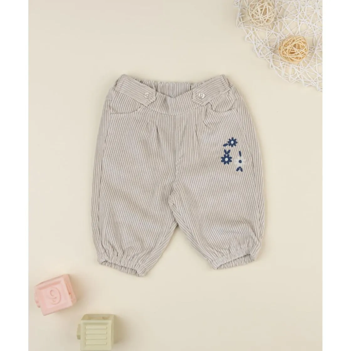 Prenatal Pantalón niña beige de canalé con bordados