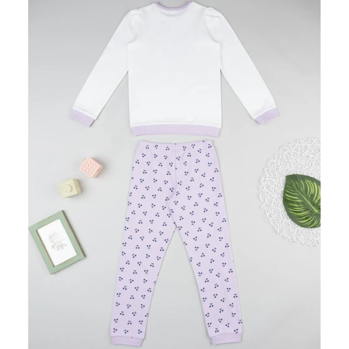 Prenatal Pijama niña blanco y violeta con cerezas* Descanso Y Ropa Interior·Infantil 2-10 Años