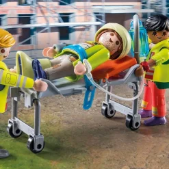 PLAYMOBIL - City Life Ambulancia con luz y sonido ㅤ