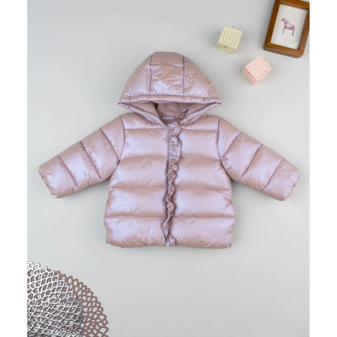 Prenatal Plumífero rosa laminado para niña