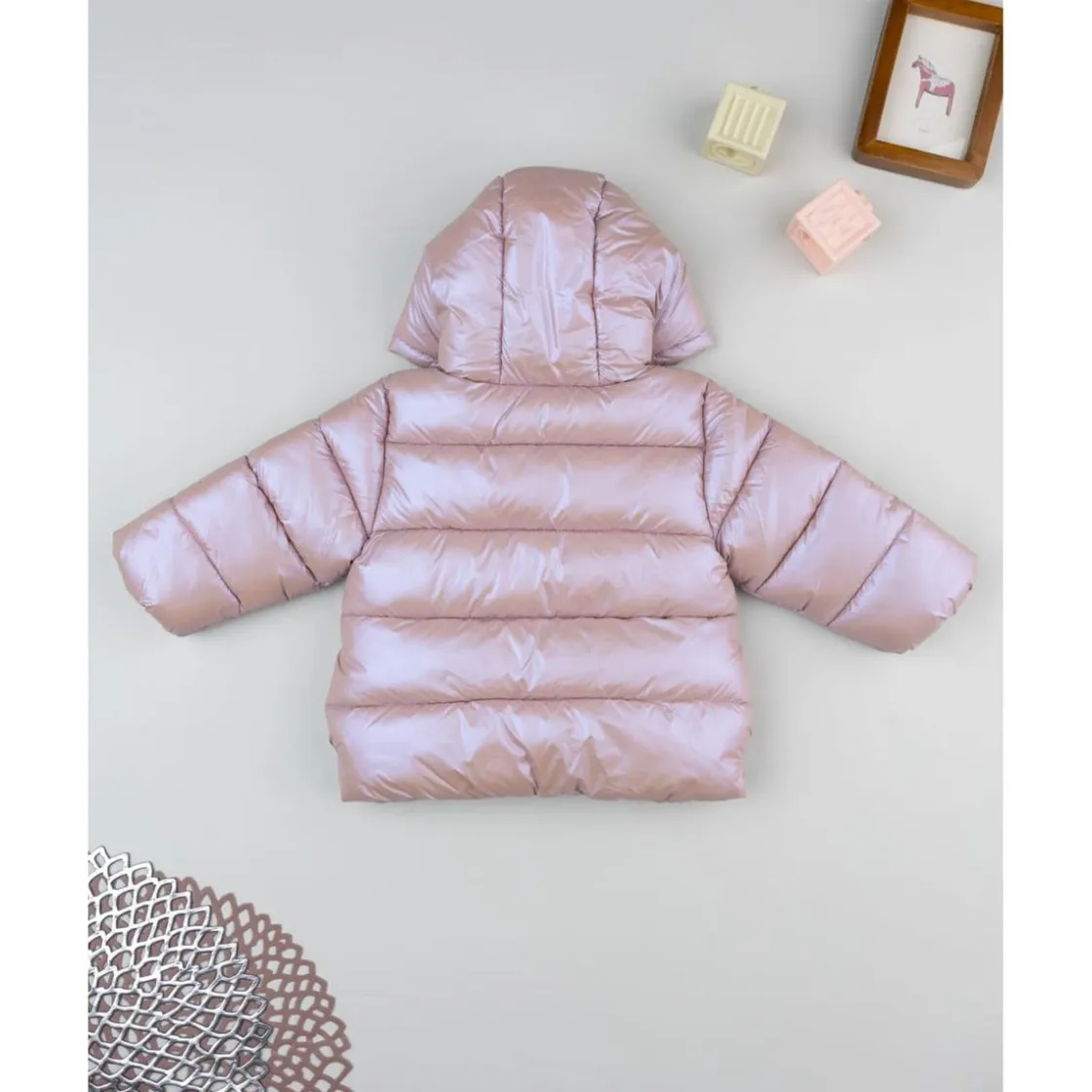 Prenatal Plumífero rosa laminado para niña