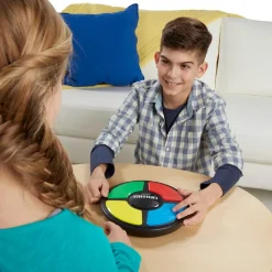 HASBRO EU TRADING Simon