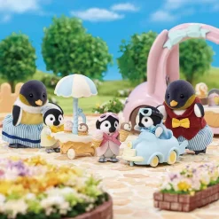 EPOCH PARA IMAGINAR S.L. Sylvanian Families - Bebés pingüino: juego y conducción en casa de muñecas* Coleccionables Y Mini Mundos