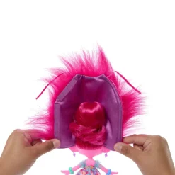 MATTEL Trolls - Poppy con accesorios